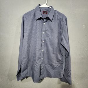 Untuckit men's dress shirt size L